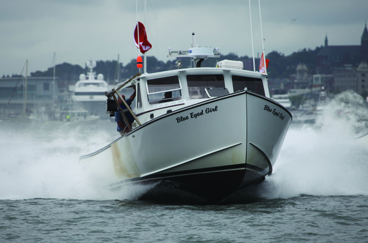 Fairey Swordsman 30: A crowd-pleasing jet boat with James Bond connections