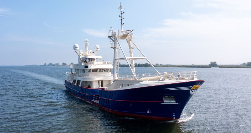 Ombouw van een Nederlandse vissersboot naar een hybride boot