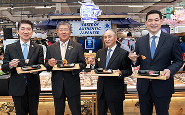 CP Foods and Uoriki executives at the opening of their first seafood market in Bangkok.