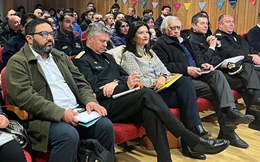 Salmon farmers at a workshop held by Sernapesca to discuss the consequences of El Niño.