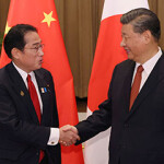 Japanese Prime Minister Fumio Kishida and Chinese President Xi Jinping.