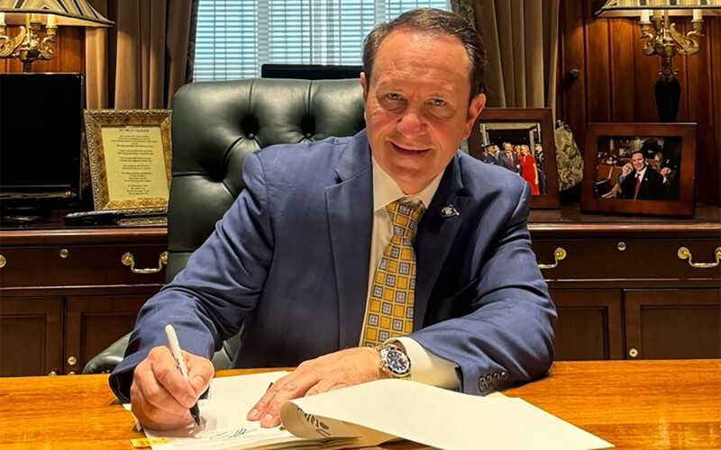 Louisiana Governor Jeff Landry signs disaster declaration for crawfish industry