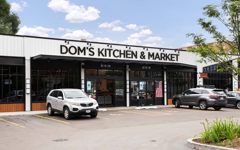 A Dom's Kitchen & Market location in Chicago, Illinois, U.S.A.