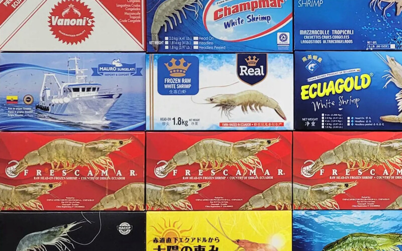 Boxes of Ecuadorian shrimp available in China