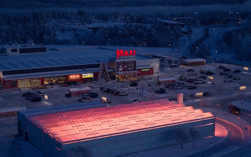 One of Agtira's greenhouses near a Maxi supermarket in Sweden
