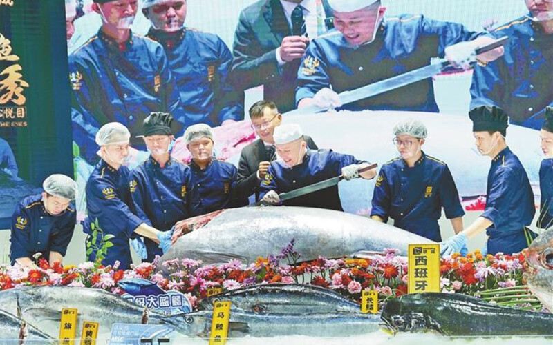 A bluefin tuna cutting show during the 2023 Shenzhen International Fisheries and Seafood Expo